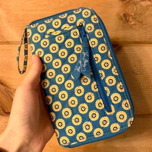 Vera Bradley Riviera Blue Wallet